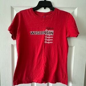 wisconsin badgers graphic tee